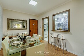 Spacious apt Winternal Fireplace in Gramado Avp105