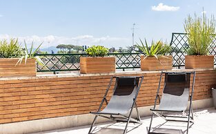 Constance Terrace Apartment