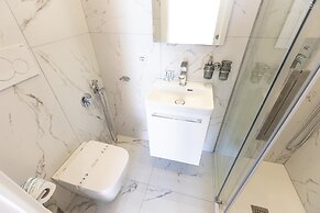 Constance Terrace Apartment