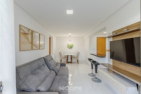Apartment in Building With Swimming Pool Blt0007