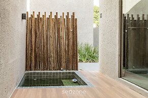 Apt With Pool and Barbecue Vnr005