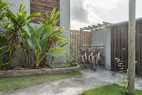 Apt With Pool and Barbecue Vnr005