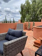 Casa Callejon Blanco