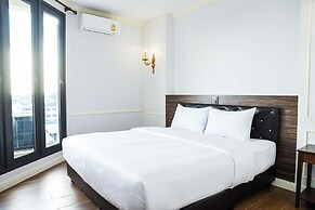 The MACEO Hotel