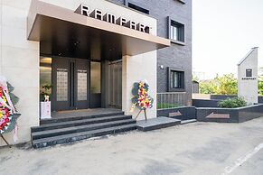 RAMPART HOTEL