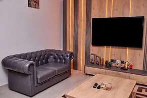 Ridge Ville Apartment by Platinum