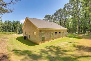 Close to Sports Complex: Modern Millbrook Duplex!