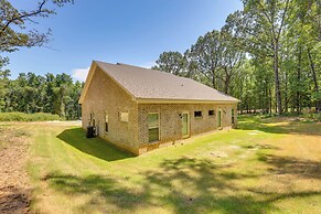 Near 17 Springs Sports Complex: Millbrook Duplex!