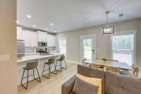 Near 17 Springs Sports Complex: Millbrook Duplex!