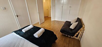 Brondesbury Apartment