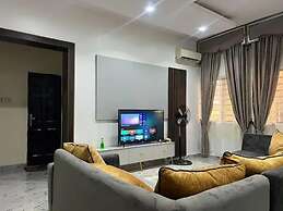 Metrohut Service Apartments