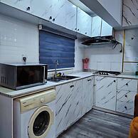 Metrohut Service Apartments