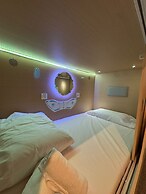Urban Cube Hostel Granada