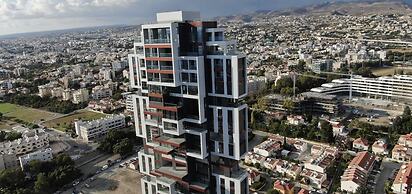 128 LIM - 2106 Stay Only Tower Suite