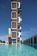 128 LIM - 2005 Stay Only Tower Suite