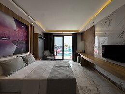 Vice City Beach Resort Otel