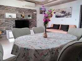 Apartment Libe With Sea View Trogir