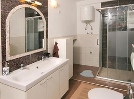 Apartment Libe With Sea View Trogir