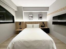 N2 Hotel