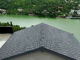 The Lakemont Villa