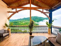 The Lakemont Villa