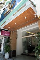Bay Luxury Chariot Hotel