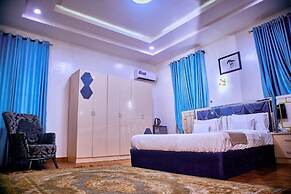 EVC  Apartments