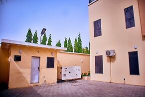 EVC  Apartments