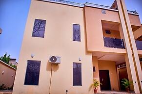 EVC  Apartments