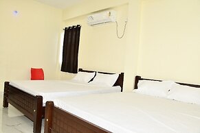 SRI NAVANEETHA KRISHNA MAHAL & RESIDENCY