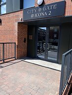 Superb City Centre new Built Flat and gym