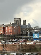 Superb City Centre new Built Flat and gym