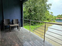Kingfisher Jungle Stay By TERASTAY