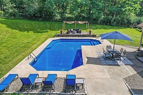 Hidden Retreat 4-homes 134 Acres