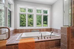 Hidden Retreat 4-homes 134 Acres