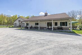 Hidden Retreat 4-homes 134 Acres