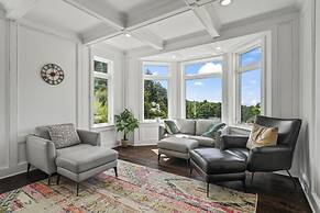 Hidden Retreat 4-homes 134 Acres