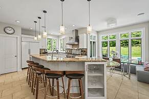 Hidden Retreat 4-homes 134 Acres