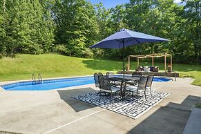 Hidden Retreat 4-homes 134 Acres