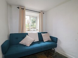 Blindwell House