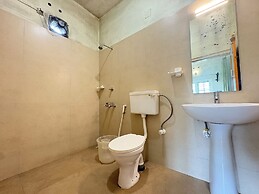 Silverline Regency with Mountain View