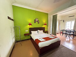 Silverline Regency with Mountain View