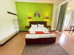 Silverline Regency with Mountain View