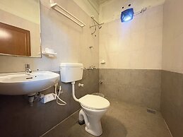 Silverline Regency with Mountain View