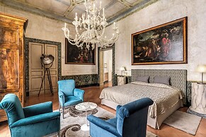 Palazzo Doria Suites