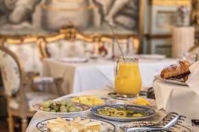 Palazzo Doria Suites