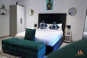 RoyalRest at The Signature
