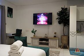 RoyalRest at The Signature