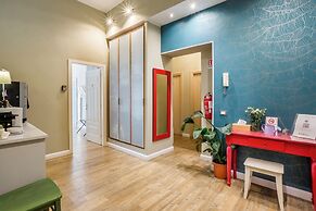 Nicole Suite