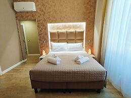 Nicole Suite